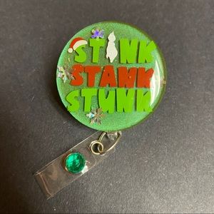 Grinch Themed Badge Reel